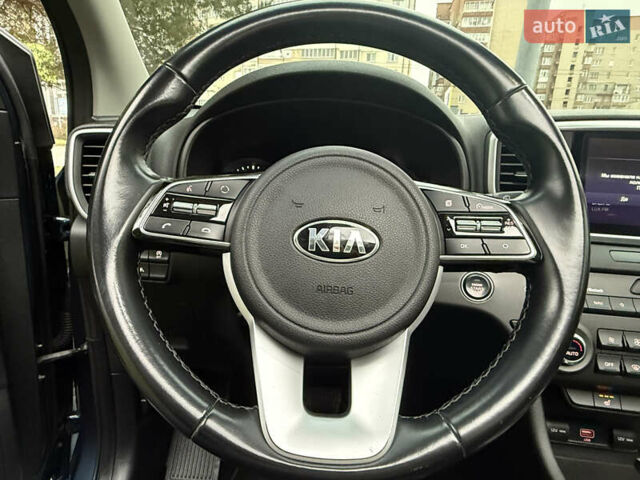 Синій Кіа Sportage, об'ємом двигуна 1.6 л та пробігом 200 тис. км за 18950 $, фото 35 на Automoto.ua