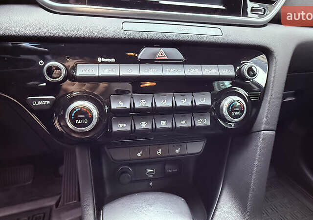 Синий Киа Sportage, объемом двигателя 2 л и пробегом 42 тыс. км за 24999 $, фото 9 на Automoto.ua