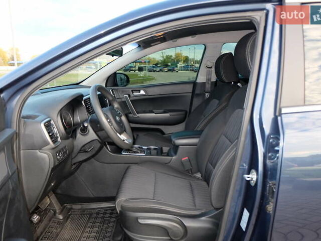 Синий Киа Sportage, объемом двигателя 1.59 л и пробегом 88 тыс. км за 17700 $, фото 8 на Automoto.ua