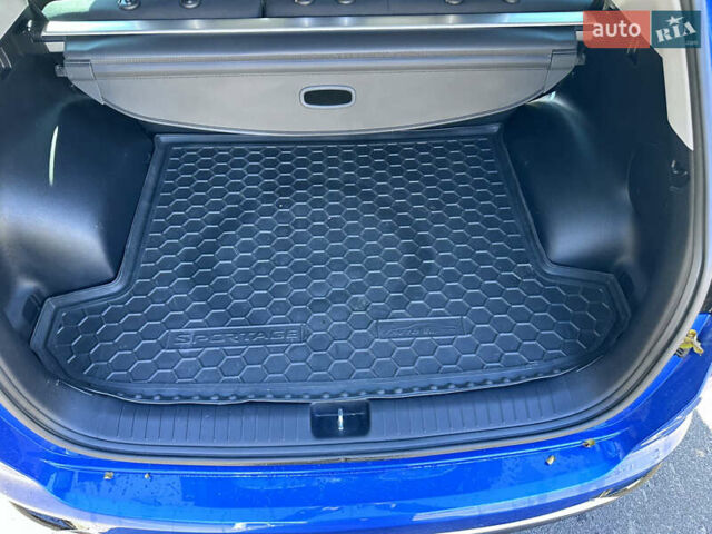 Синий Киа Sportage, объемом двигателя 1.59 л и пробегом 16 тыс. км за 18400 $, фото 16 на Automoto.ua