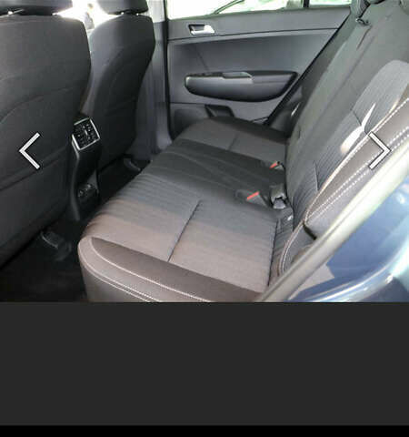 Синій Кіа Sportage, об'ємом двигуна 1.59 л та пробігом 16 тис. км за 20000 $, фото 19 на Automoto.ua