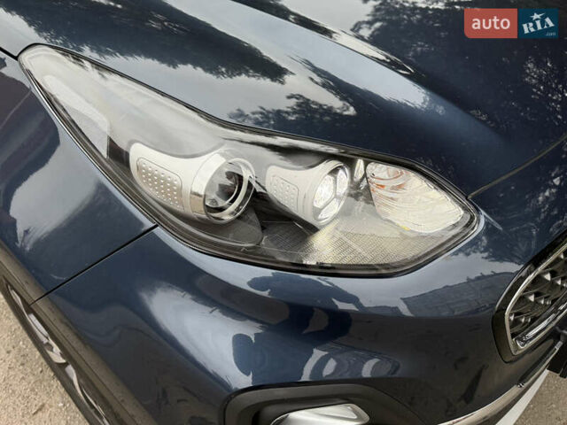 Синій Кіа Sportage, об'ємом двигуна 1.6 л та пробігом 200 тис. км за 18950 $, фото 14 на Automoto.ua