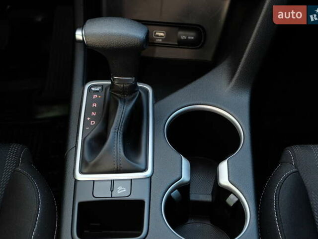 Синий Киа Sportage, объемом двигателя 1.59 л и пробегом 88 тыс. км за 17700 $, фото 14 на Automoto.ua