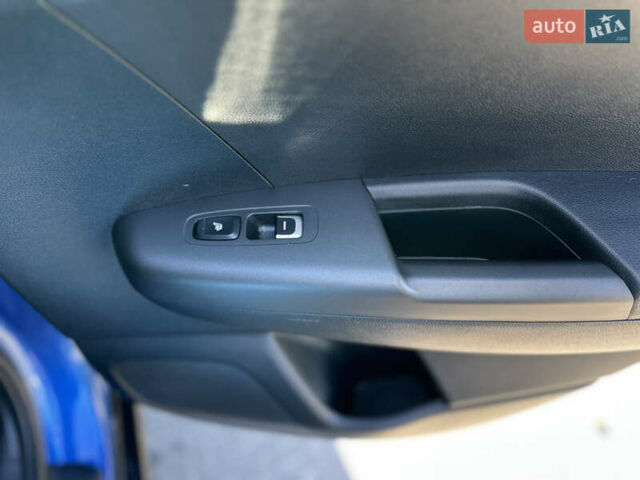 Синий Киа Sportage, объемом двигателя 1.59 л и пробегом 16 тыс. км за 18400 $, фото 17 на Automoto.ua