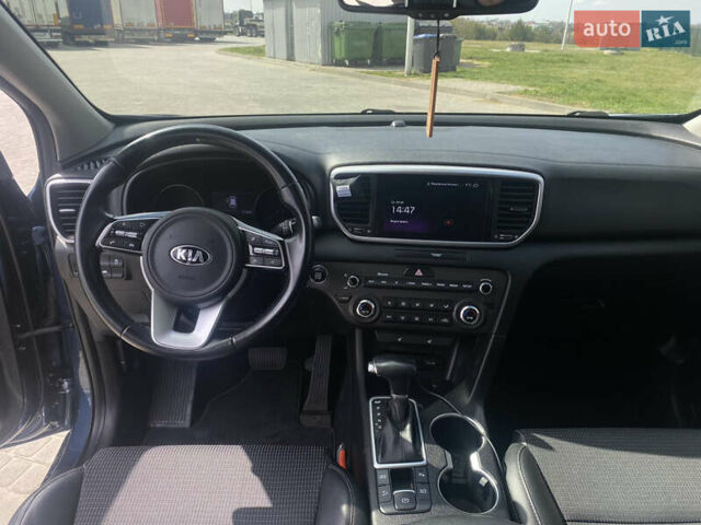 Синий Киа Sportage, объемом двигателя 1.6 л и пробегом 198 тыс. км за 18000 $, фото 10 на Automoto.ua
