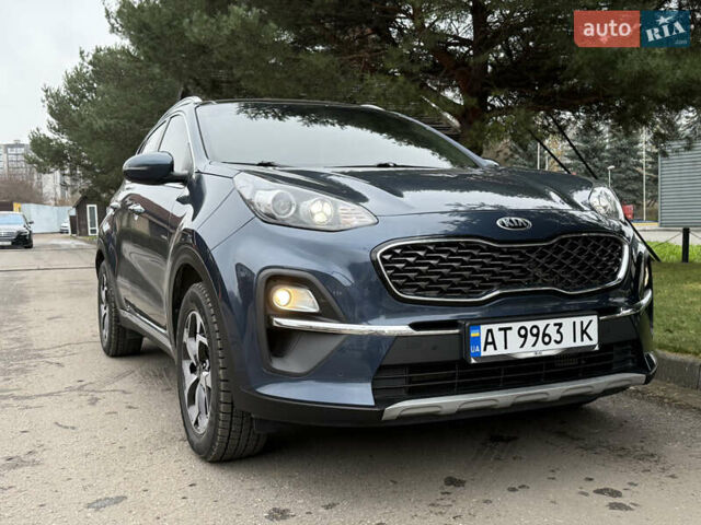 Синій Кіа Sportage, об'ємом двигуна 1.6 л та пробігом 200 тис. км за 18950 $, фото 3 на Automoto.ua