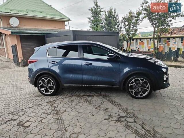 Синий Киа Sportage, объемом двигателя 2 л и пробегом 130 тыс. км за 25900 $, фото 2 на Automoto.ua
