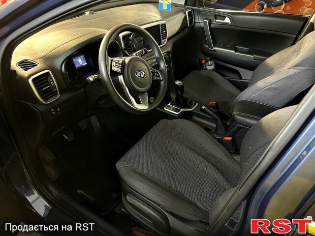 Синий Киа Sportage, объемом двигателя 1.6 л и пробегом 148 тыс. км за 16000 $, фото 6 на Automoto.ua