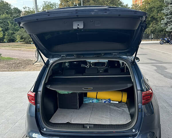 Синій Кіа Sportage, об'ємом двигуна 1.59 л та пробігом 46 тис. км за 18500 $, фото 20 на Automoto.ua