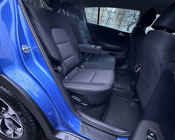 Синий Киа Sportage, объемом двигателя 1.59 л и пробегом 16 тыс. км за 17500 $, фото 26 на Automoto.ua