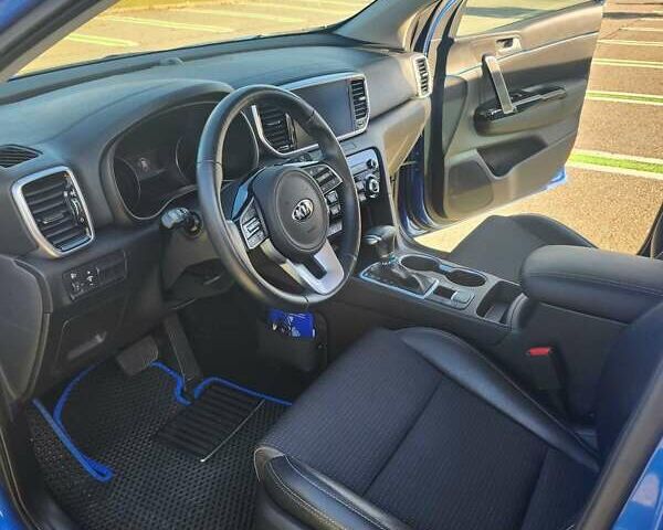 Киа Sportage 2021 в Сумах на Automoto.ua Синий Киа Sportage, объемом двигателя 1.59 л и пробегом 61 тыс. км за 22000 $, фото 3 на Automoto.ua