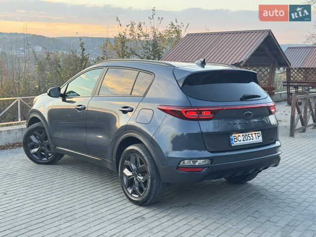 Киа Sportage 2021 в Тернополе на Automoto.ua Синий Киа Sportage, объемом двигателя 2.36 л и пробегом 92 тыс. км за 24300 $, фото 5 на Automoto.ua