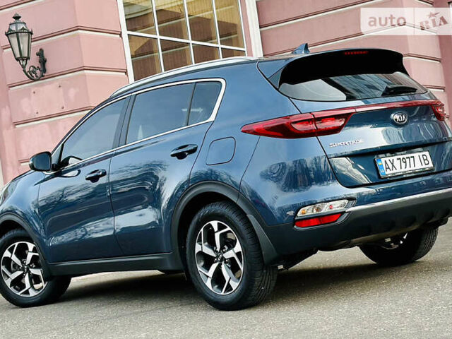 Синий Киа Sportage, объемом двигателя 1.59 л и пробегом 30 тыс. км за 20000 $, фото 5 на Automoto.ua