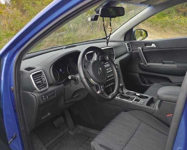 Синий Киа Sportage, объемом двигателя 1.59 л и пробегом 42 тыс. км за 21900 $, фото 5 на Automoto.ua