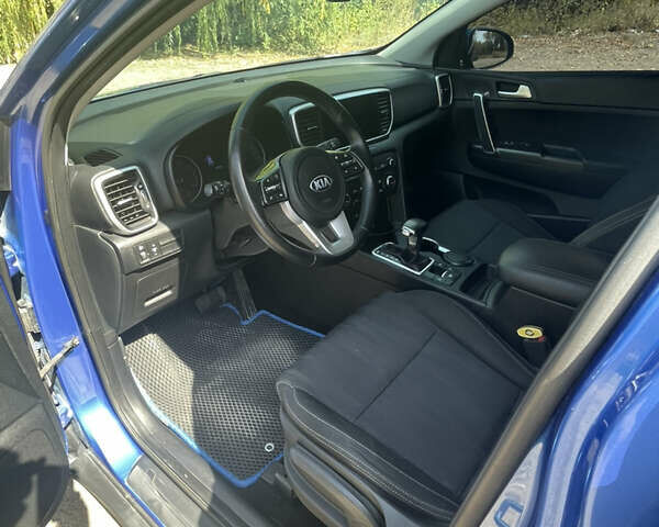 Синий Киа Sportage, объемом двигателя 1.59 л и пробегом 90 тыс. км за 19500 $, фото 15 на Automoto.ua