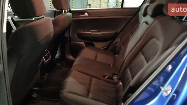 Киа Sportage 2021 в Одессе на Automoto.ua Синий Киа Sportage, объемом двигателя 1.59 л и пробегом 60 тыс. км за 21000 $, фото 12 на Automoto.ua