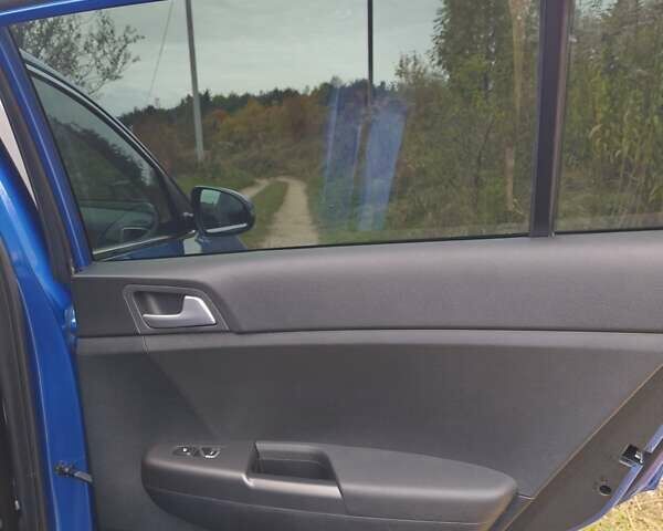 Синий Киа Sportage, объемом двигателя 1.59 л и пробегом 42 тыс. км за 21900 $, фото 11 на Automoto.ua