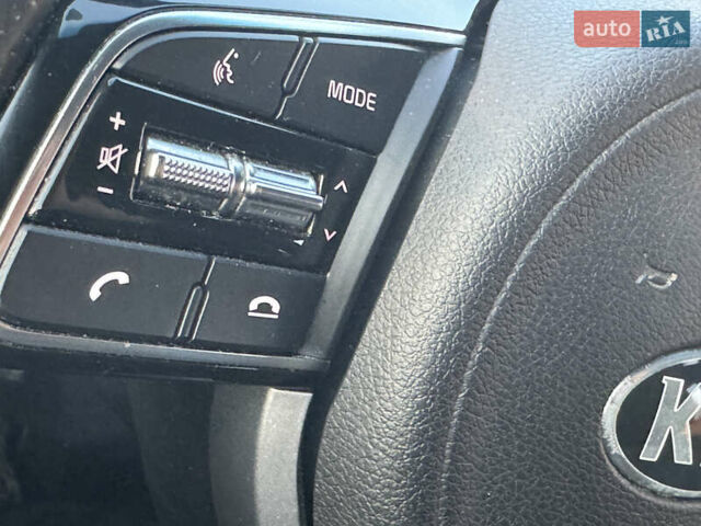 Киа Sportage 2021 в Тернополе на Automoto.ua Синий Киа Sportage, объемом двигателя 2.36 л и пробегом 92 тыс. км за 24300 $, фото 31 на Automoto.ua