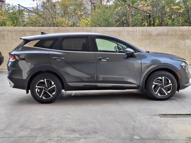 Синий Киа Sportage, объемом двигателя 1.6 л и пробегом 13 тыс. км за 18900 $, фото 6 на Automoto.ua