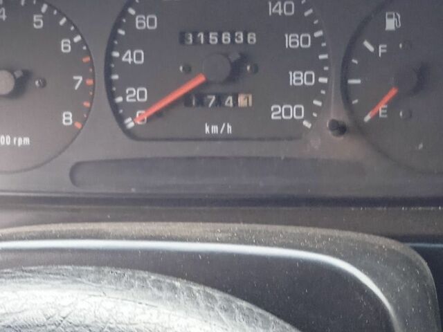 Зеленый Киа Sportage, объемом двигателя 2 л и пробегом 315 тыс. км за 3077 $, фото 7 на Automoto.ua