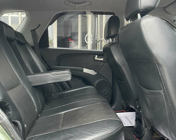 Зелений Кіа Sportage, об'ємом двигуна 1.98 л та пробігом 370 тис. км за 6500 $, фото 17 на Automoto.ua