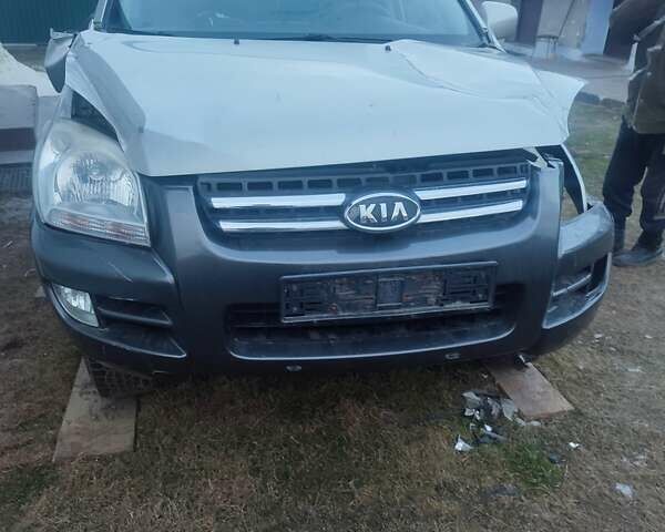 Зеленый Киа Sportage, объемом двигателя 2 л и пробегом 236 тыс. км за 4131 $, фото 2 на Automoto.ua