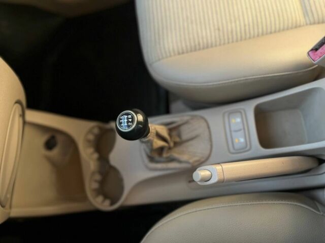 Зеленый Киа Sportage, объемом двигателя 2 л и пробегом 183 тыс. км за 6800 $, фото 10 на Automoto.ua