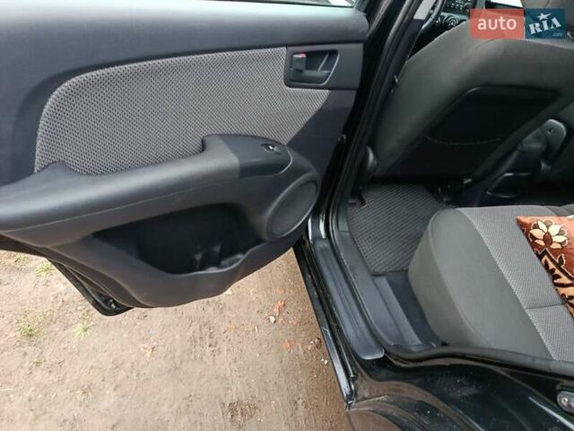 Зеленый Киа Sportage, объемом двигателя 2 л и пробегом 188 тыс. км за 7850 $, фото 3 на Automoto.ua