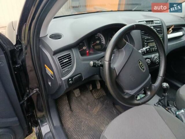 Зеленый Киа Sportage, объемом двигателя 2 л и пробегом 188 тыс. км за 7850 $, фото 2 на Automoto.ua