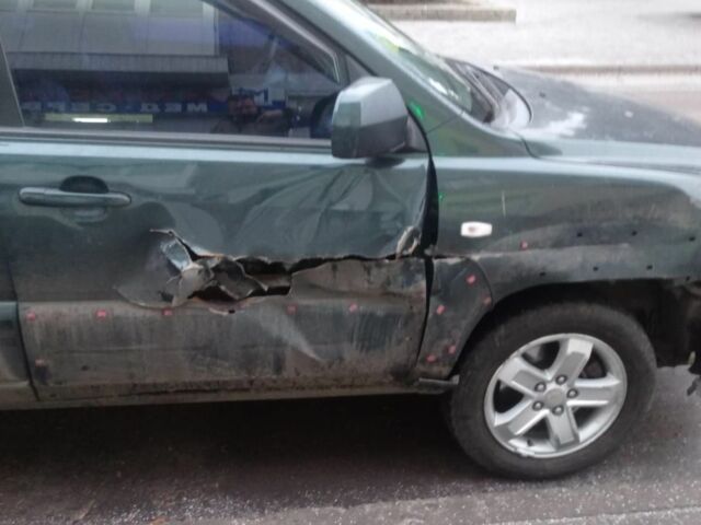 Зеленый Киа Sportage, объемом двигателя 2 л и пробегом 260 тыс. км за 6000 $, фото 9 на Automoto.ua