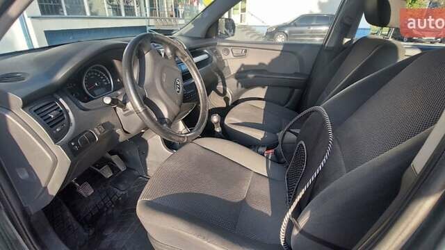 Зеленый Киа Sportage, объемом двигателя 1.98 л и пробегом 225 тыс. км за 8000 $, фото 16 на Automoto.ua