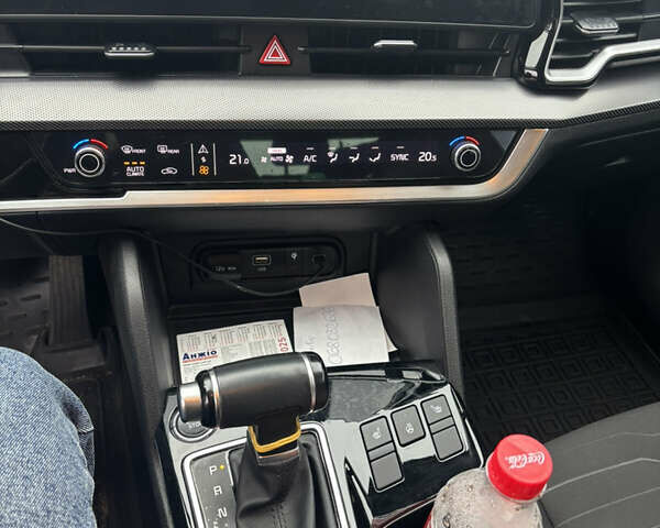 Зеленый Киа Sportage, объемом двигателя 1.6 л и пробегом 50 тыс. км за 29900 $, фото 13 на Automoto.ua