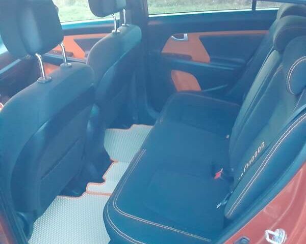 Оранжевый Киа Sportage, объемом двигателя 2 л и пробегом 282 тыс. км за 12900 $, фото 26 на Automoto.ua