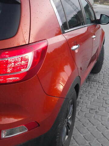 Оранжевый Киа Sportage, объемом двигателя 2 л и пробегом 282 тыс. км за 12900 $, фото 8 на Automoto.ua