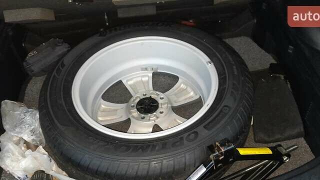 Оранжевый Киа Sportage, объемом двигателя 2 л и пробегом 282 тыс. км за 12900 $, фото 21 на Automoto.ua