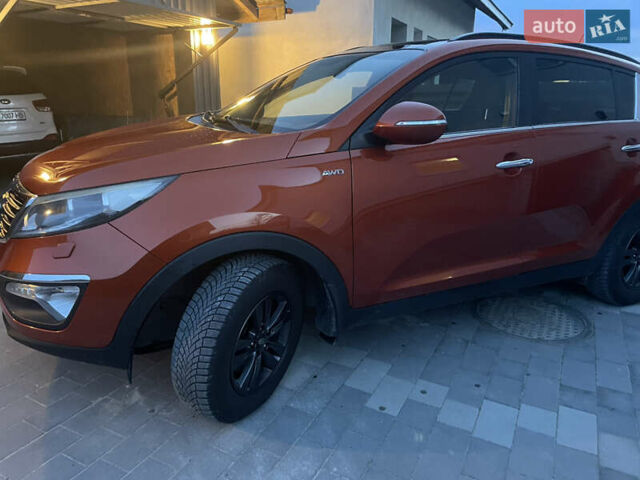 Оранжевый Киа Sportage, объемом двигателя 2 л и пробегом 282 тыс. км за 13400 $, фото 4 на Automoto.ua