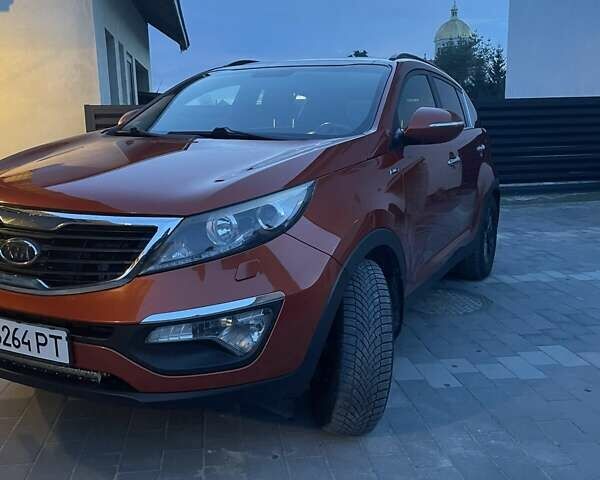 Оранжевый Киа Sportage, объемом двигателя 2 л и пробегом 282 тыс. км за 12900 $, фото 4 на Automoto.ua