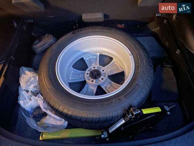 Оранжевый Киа Sportage, объемом двигателя 2 л и пробегом 282 тыс. км за 13400 $, фото 14 на Automoto.ua