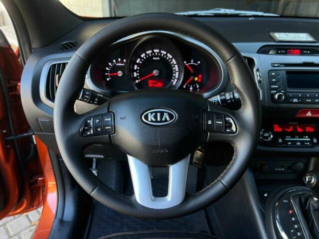 Оранжевый Киа Sportage, объемом двигателя 2 л и пробегом 190 тыс. км за 11900 $, фото 18 на Automoto.ua
