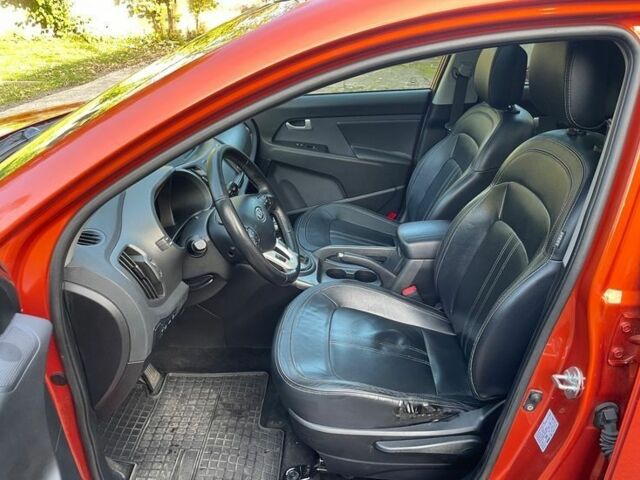 Оранжевый Киа Sportage, объемом двигателя 2 л и пробегом 150 тыс. км за 7900 $, фото 12 на Automoto.ua