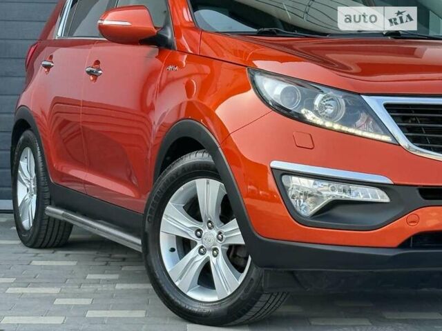 Оранжевый Киа Sportage, объемом двигателя 0 л и пробегом 260 тыс. км за 13699 $, фото 4 на Automoto.ua