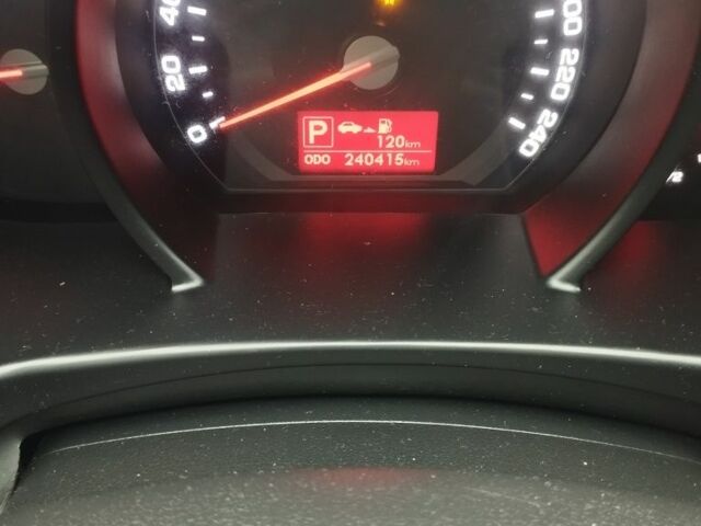 Помаранчевий Кіа Sportage, об'ємом двигуна 2 л та пробігом 240 тис. км за 12600 $, фото 21 на Automoto.ua