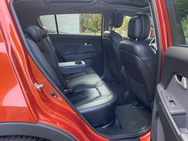 Оранжевый Киа Sportage, объемом двигателя 2 л и пробегом 150 тыс. км за 7900 $, фото 14 на Automoto.ua