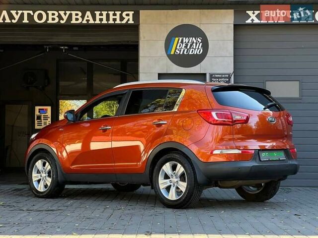 Оранжевый Киа Sportage, объемом двигателя 2 л и пробегом 190 тыс. км за 11900 $, фото 8 на Automoto.ua