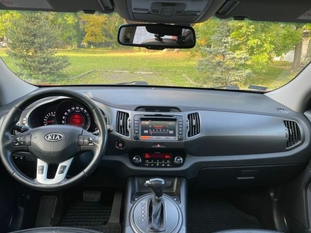 Оранжевый Киа Sportage, объемом двигателя 2 л и пробегом 150 тыс. км за 7900 $, фото 10 на Automoto.ua