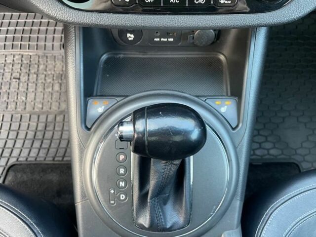 Оранжевый Киа Sportage, объемом двигателя 2 л и пробегом 150 тыс. км за 7900 $, фото 11 на Automoto.ua