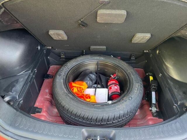 Оранжевый Киа Sportage, объемом двигателя 2 л и пробегом 150 тыс. км за 7900 $, фото 22 на Automoto.ua