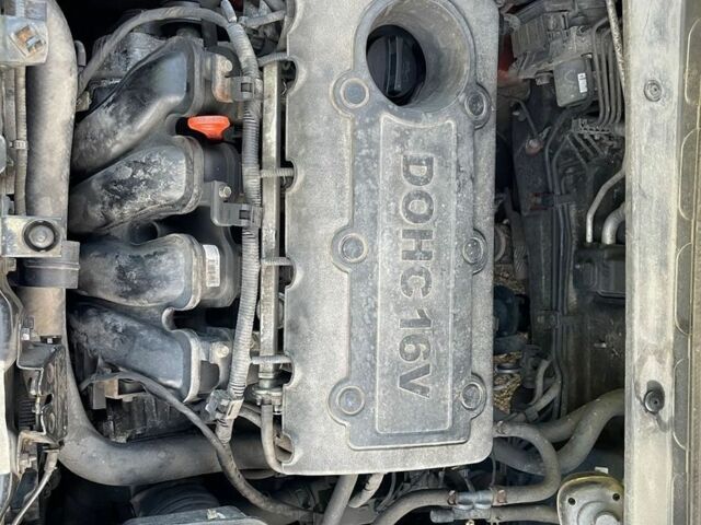 Оранжевый Киа Sportage, объемом двигателя 2 л и пробегом 150 тыс. км за 7900 $, фото 20 на Automoto.ua