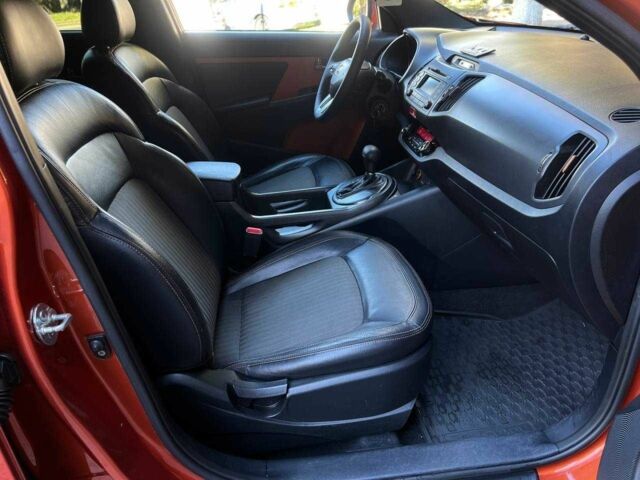 Оранжевый Киа Sportage, объемом двигателя 2 л и пробегом 190 тыс. км за 11900 $, фото 16 на Automoto.ua