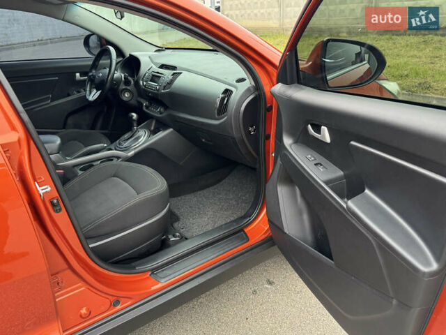 Оранжевый Киа Sportage, объемом двигателя 2 л и пробегом 143 тыс. км за 12300 $, фото 19 на Automoto.ua